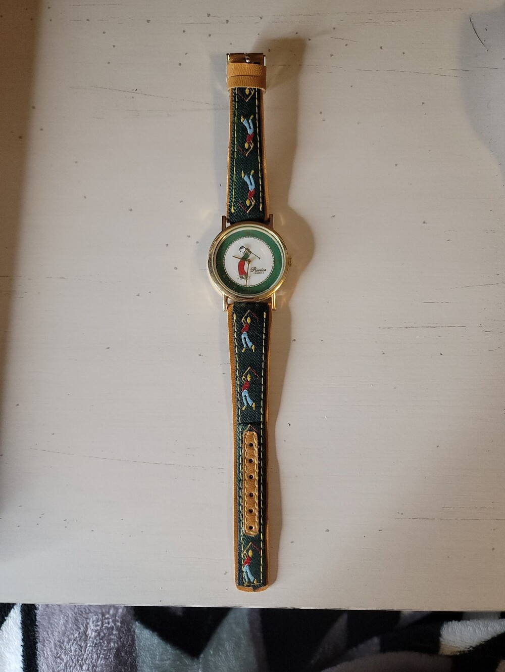 Vintage Ronica Quartz Golf Watch Men's Green Gold Tone Novelty Golfer Strap